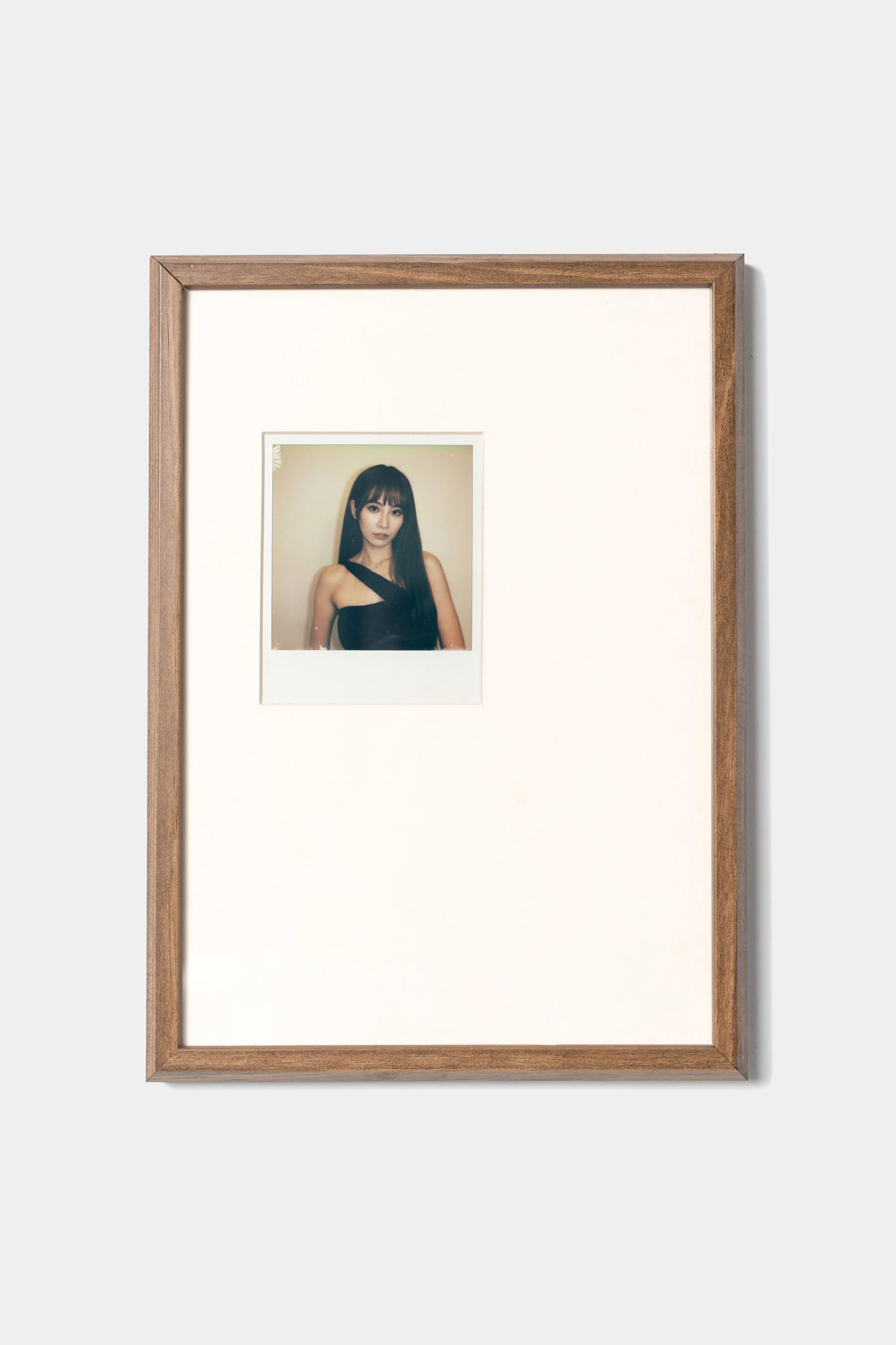 Polaroid 寶麗萊人像拍攝 — 八張 • 總價 $3,000 TWD